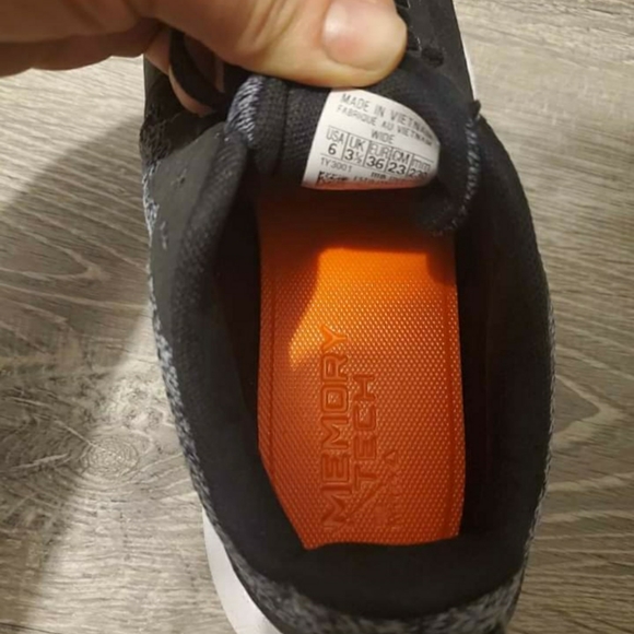 Sneakers - Picture 2 of 2